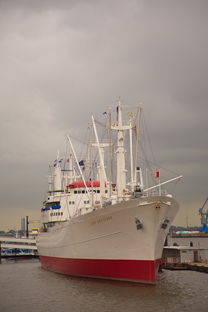 开云备用-3-1!超级射手双响10轮13球,12.1亿战舰掀翻大黑马重返前二,超级射手游戏